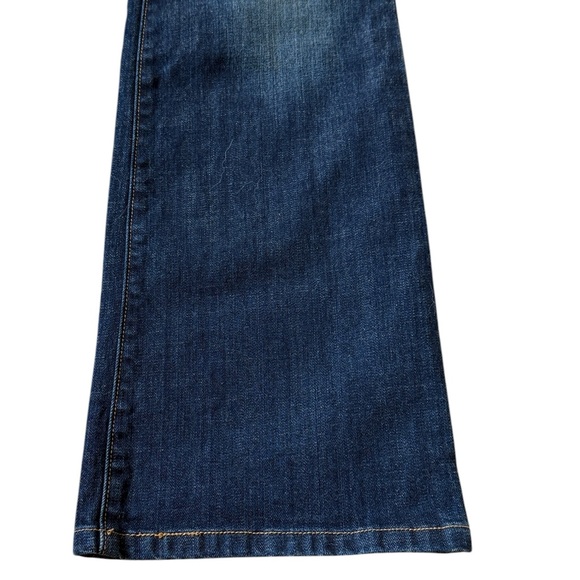 Levi’s 545 Low Boot Cut Jean Dark Blue Distressed Feathering Flap Pocket 10M/32L - Picture 7 of 16